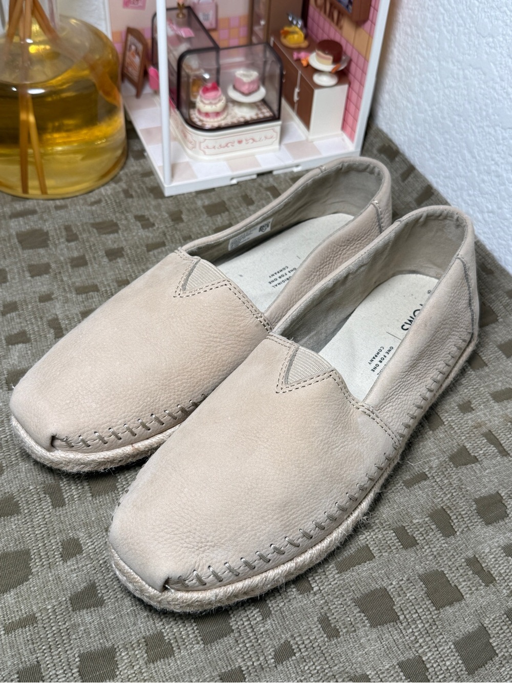 TOMS Women’s Espadrilles Alpargata Beige Leather Slip-On Flats Casual W8.5